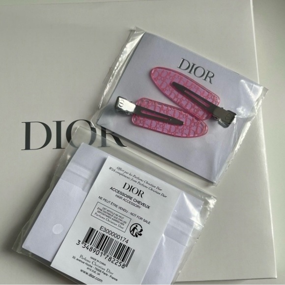 Dior Beauty Pink Logo Hair Clip Set - Picture 3 of 3